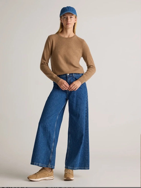 Quince Sweaters - Quince Mongolian Cashmere Crewneck Sweater NWT